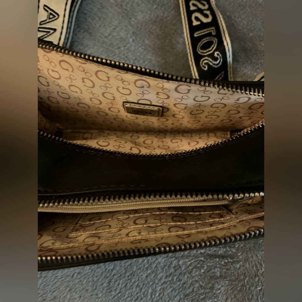 Guess Black G-Logo Crossbody Bag - Picture 4 of 8